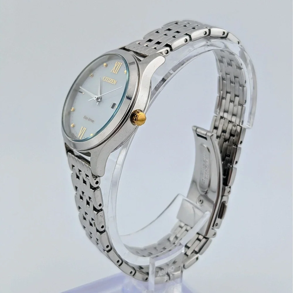 Citizen Chandler Watch Eco-Drive E011-R011723 Pearlescent White New Capacitor